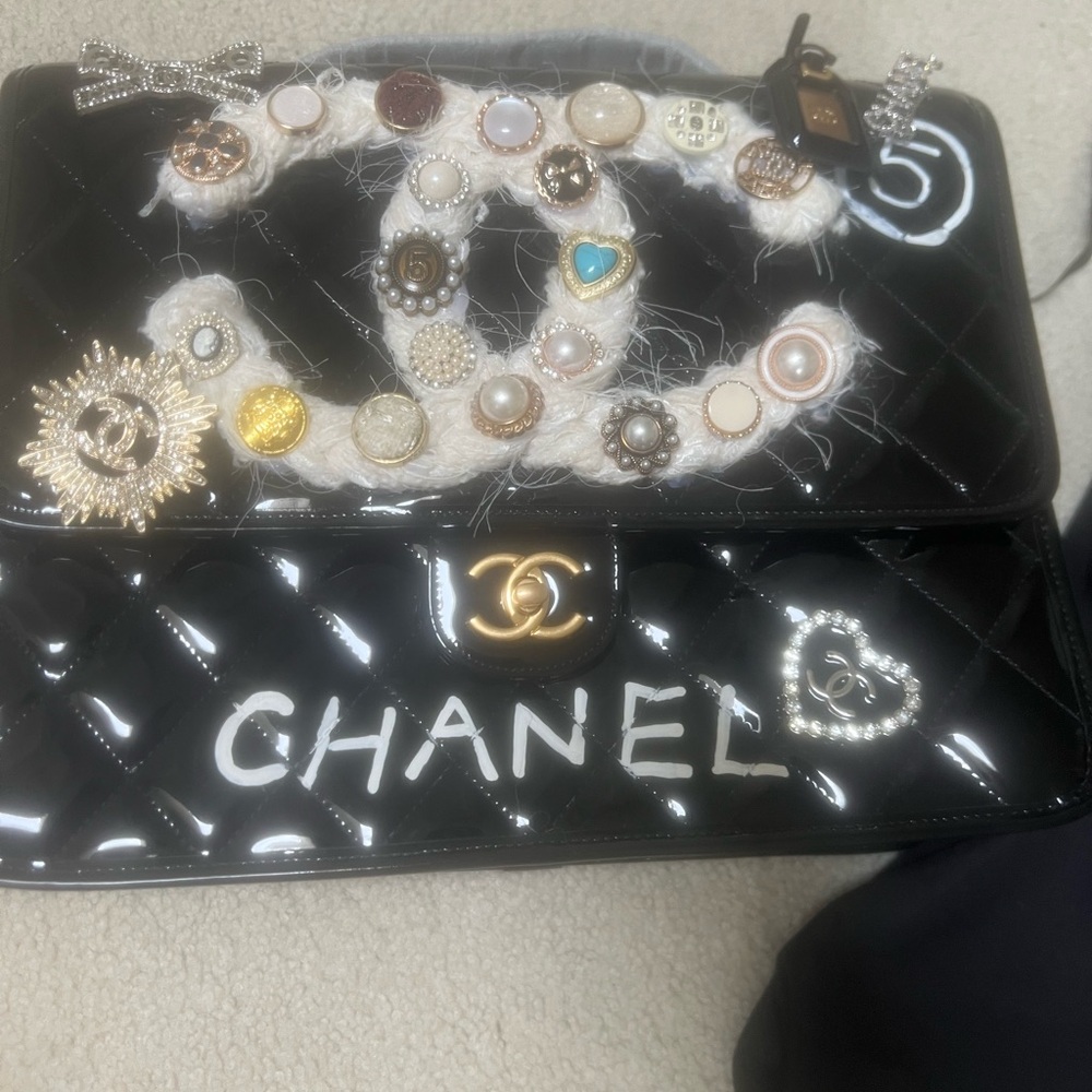 COPY Chanel Black Quilted Bag with Embellishments